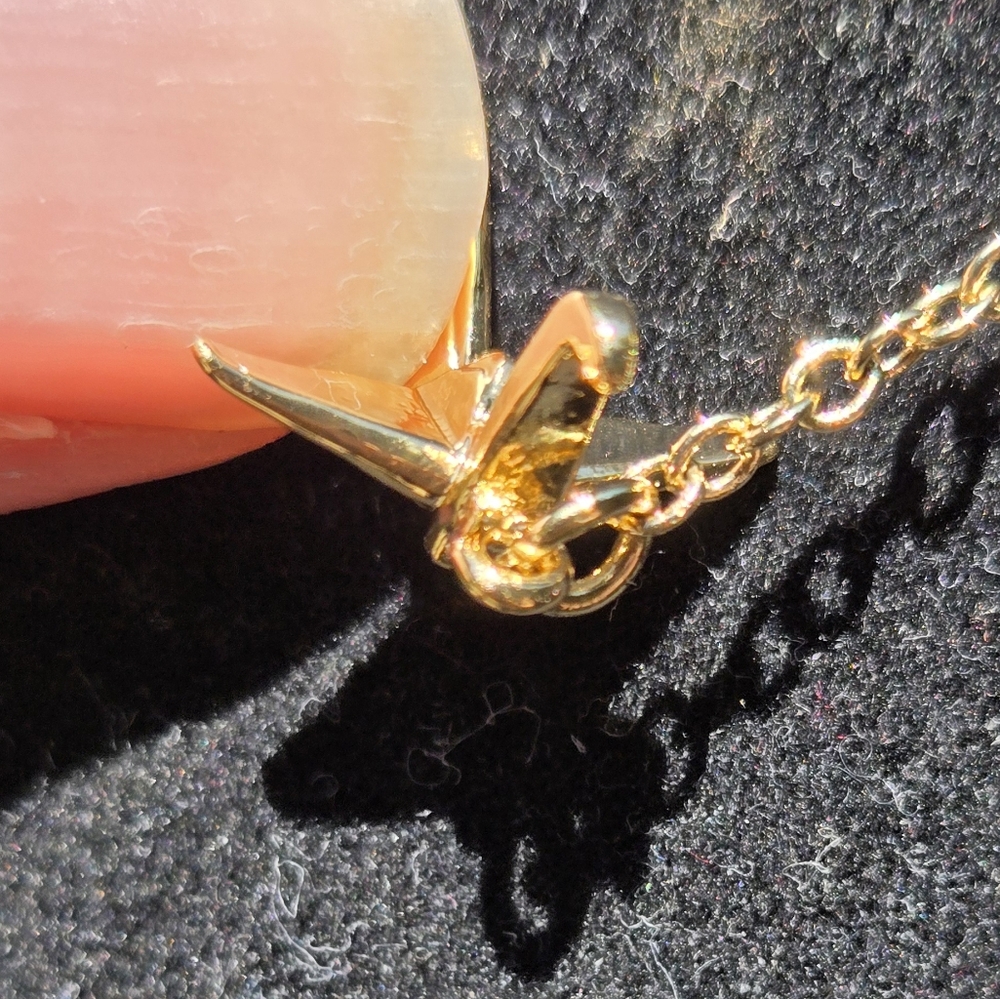 Gold Elegant Chain Necklace - Picture 5 of 9